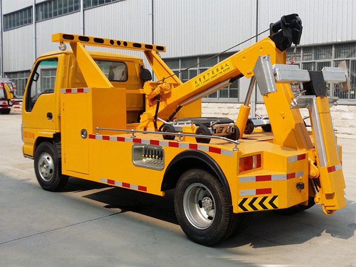 五十鈴一拖一清障車(chē)