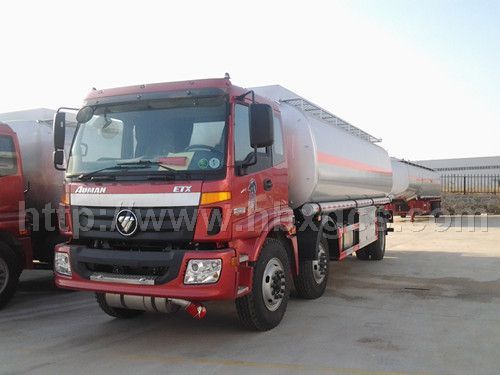 歐曼前四后四油罐車（國(guó)四）